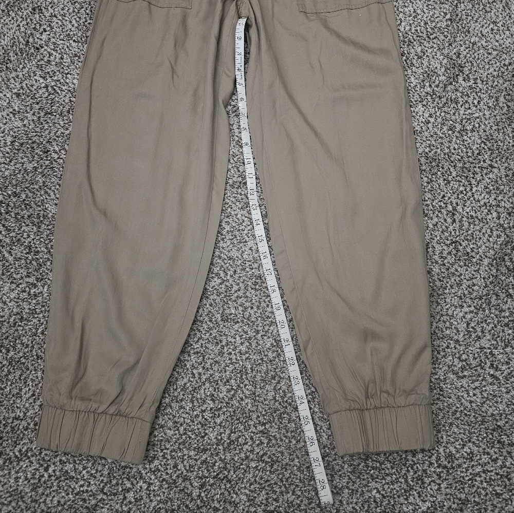 Universal Threads Jogger - Picture 2 of 6